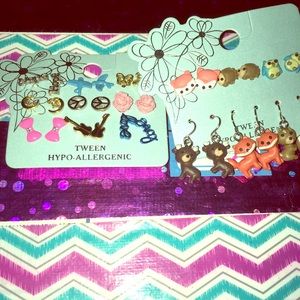 ADORABLE  Stud ☮ and Animal set!!!!